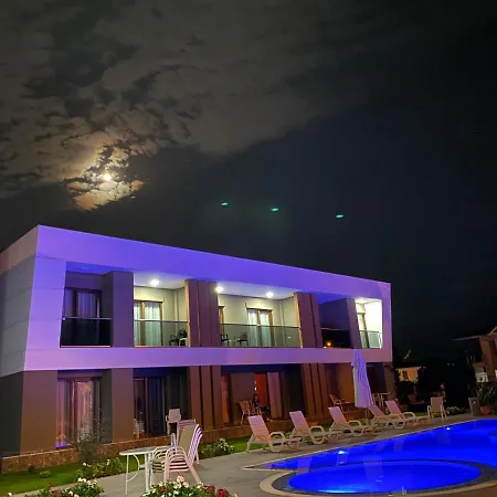 Apartment Mandalina *